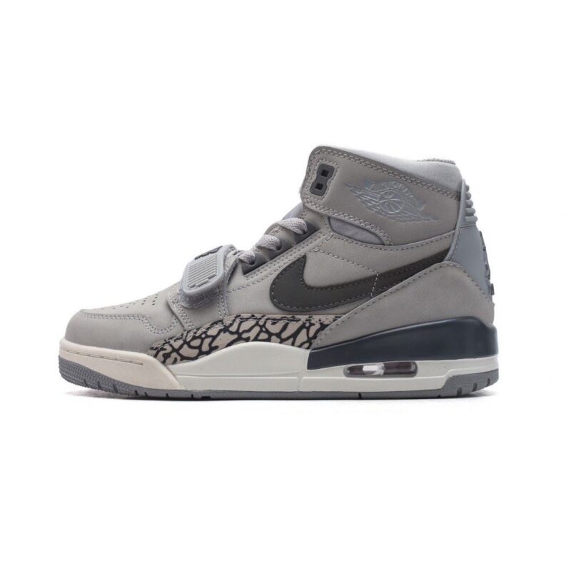 【AT3168】Nike AJ Jordan Air Jordan ナイキAJジョーダンエアジョーダンレガシー312ハイカットスニーカーAJ312ジョー312万能バスケットボールシューズ クールなミックススタイル、誰もが好きです。
