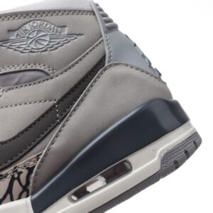 【AT3168】Nike AJ Jordan Air Jordan ナイキAJジョーダンエアジョーダンレガシー312ハイカットスニーカーAJ312ジョー312万能バスケットボールシューズ クールなミックススタイル、誰もが好きです。