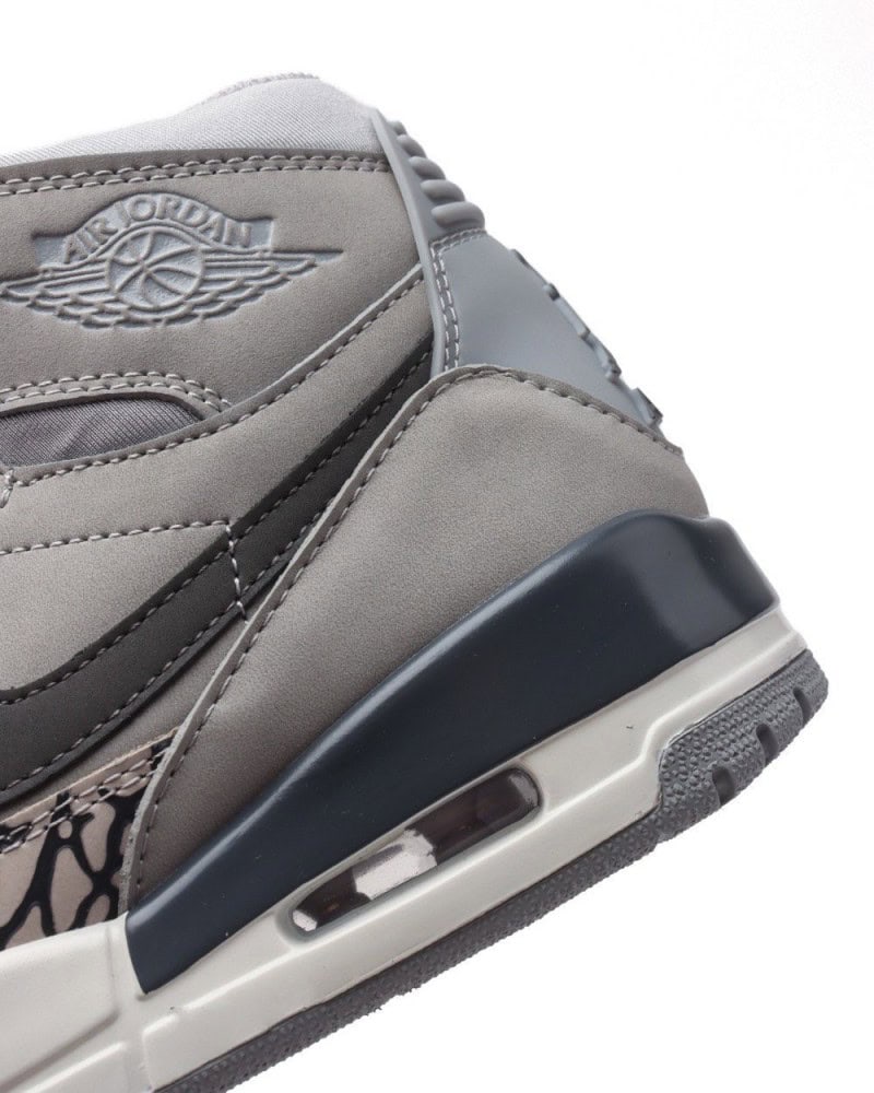 【AT3168】Nike AJ Jordan Air Jordan ナイキAJジョーダンエアジョーダンレガシー312ハイカットスニーカーAJ312ジョー312万能バスケットボールシューズ クールなミックススタイル、誰もが好きです。