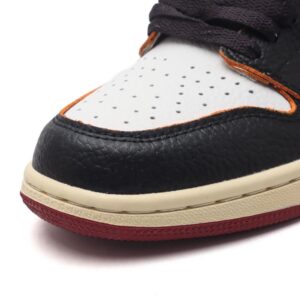 【AT3179】Nike unisex sports sneakers Nike Air Jordan 1 Retro High OG ナイキの男女共通のスポーツシューズ、Nike Air Jordan 1 Retro High OG、ジョーダン1、AJ1、バスケットボールシューズ、スポーツシューズ