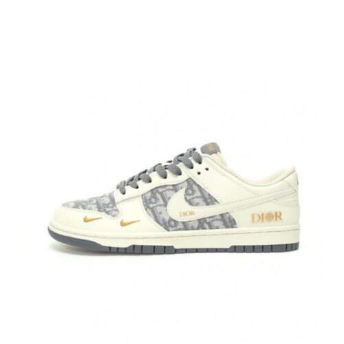 【AT3197】Dior x Nike SB Dunk Low"Dior" クリエイティブカスタムコラボレーション、フランスの高級ファッションブランド・ディオール/Dior/ストーンアイランド ダンクシリーズの低カットカジュアルスポーツスケートシューズ「コラボベージュ・グレー・ゴールド ディオール刺繍ストーンアイランド」