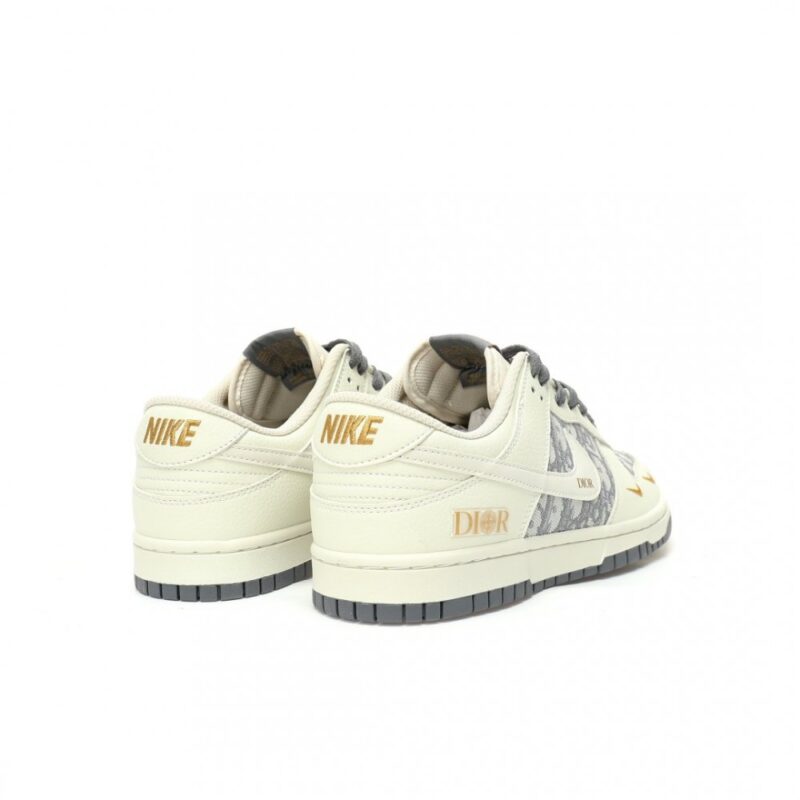 【AT3197】Dior x Nike SB Dunk Low"Dior" クリエイティブカスタムコラボレーション、フランスの高級ファッションブランド・ディオール/Dior/ストーンアイランド ダンクシリーズの低カットカジュアルスポーツスケートシューズ「コラボベージュ・グレー・ゴールド ディオール刺繍ストーンアイランド」