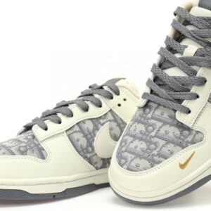 【AT3197】Dior x Nike SB Dunk Low"Dior" クリエイティブカスタムコラボレーション、フランスの高級ファッションブランド・ディオール/Dior/ストーンアイランド ダンクシリーズの低カットカジュアルスポーツスケートシューズ「コラボベージュ・グレー・ゴールド ディオール刺繍ストーンアイランド」