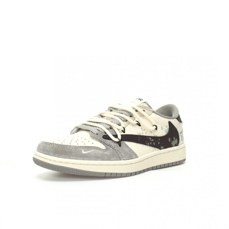 【AT3200】Dior x Travis Scott x Nike ディオール×トラヴィス・スコット×ストーン・アイランド×ナイキSBダンクロー「Dior」トラビス・スコットとストーン・アイランドがフランスの高級ファッションブランドであるディオールとコラボした特別なコレクション。