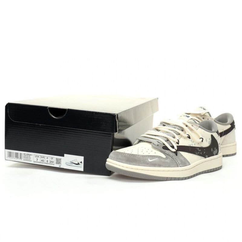 【AT3200】Dior x Travis Scott x Nike ディオール×トラヴィス・スコット×ストーン・アイランド×ナイキSBダンクロー「Dior」トラビス・スコットとストーン・アイランドがフランスの高級ファッションブランドであるディオールとコラボした特別なコレクション。