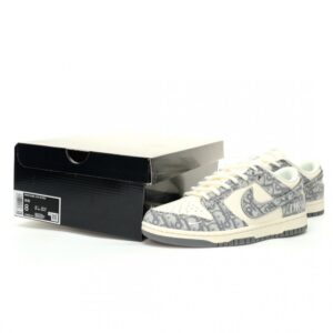 【AT3201】Dior x Nike SB Dunk Low ディオール×ナイキSBダンクロー "ディオール" クリエイティブカスタムコラボ！ フランスの高級ファッションブランド・ディオールのバスケットボールコレクションのローカットスポーツスニーカー「コラボホワイトグレーディオール刺繍」