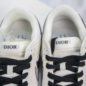 【AT3208】Dior x Nike Nike SB Dunk Low x DIOR ダブルフック ベージュ/ブラック
