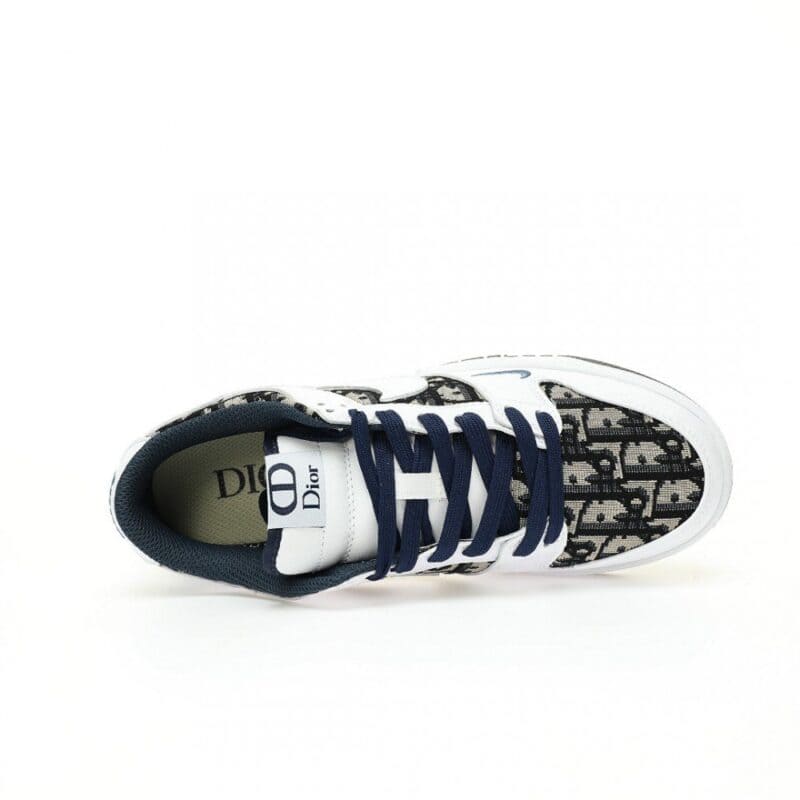 【AT3209】Dior x Nike Nike SB Dunk Low ディオール×ナイキナイキSBダンクロー「ディオール」バスケットボールコレクションロートップカジュアルスポーツスケートシューズ「レザーホワイトディープブルーディオールフラワー」
