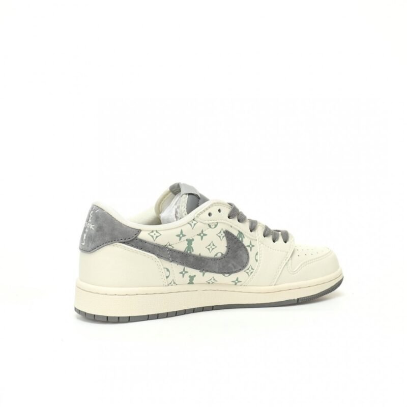 【AT3212】Louis Vuitton x Travis Scott x Nike Air Jordan 1 Low OG SP ルイ・ヴィトン x トラヴィス・スコット x ナイキ エア ジョーダン 1 ロー OG SP "ベージュ/グレー/グルーミーベア/LV" AJ1 ジョーダン1 ローカットのクラシックなカルチャーに万能でカジュアルなスポーツ バスケットボールシューズ