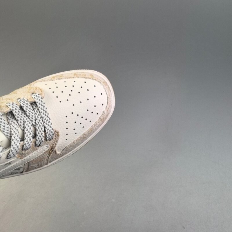 【AT3224】Louis Vuitton x Travis Scott x Air Jordan 1 Low ルイヴィトン×トラビス・スコット×エア ジョーダン 1 ロー LV コーデュロイ デニム オフホワイト AJ1 ジョーダン1 代