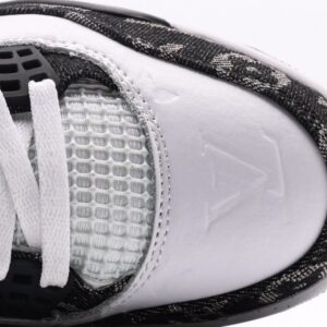 【AT3229】Louis Vuitton x Air Jordan 4 Retro ルイ・ヴィトン × エアジョーダン4レトロシリーズ シューズ全体はレザー素材で作られ、アッパーには白色のLVのプリントが主体フレームとして使用されています。