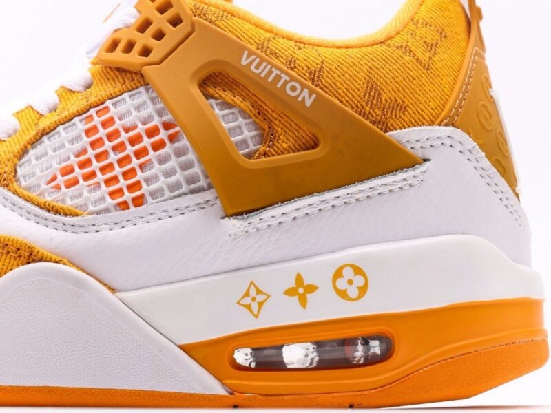 【AT3230】Louis Vuitton x Air Jordan 4 Retro ルイ・ヴィトン×エア・ジョーダン4レトロは、革素材で作られており、アッパーには白いLVプリントがメインフレームとして使用されています。