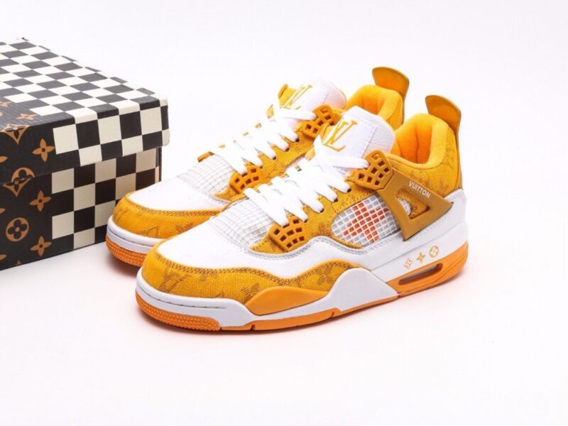 【AT3230】Louis Vuitton x Air Jordan 4 Retro ルイ・ヴィトン×エア・ジョーダン4レトロは、革素材で作られており、アッパーには白いLVプリントがメインフレームとして使用されています。