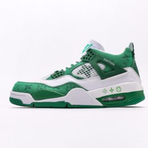 【AT3231】Louis Vuitton x Air Jordan 4 Retro ルイ・ヴィトン × エア ジョーダン 4 レトロバスケットボールシューズシリーズ。 シューズ全体は革で作られ、アッパーには白いLVプリントが主体となっています。