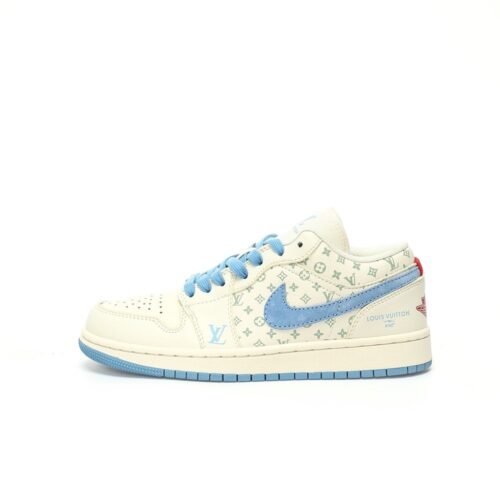 【AT3234】Louis Vuitton x Nike Air Jordan 1 Low OG SP "LV Monogram Custom Collaboration" ルイ・ヴィトン x ナイキ エアジョーダン1 ロー OG SP "LVモノグラム" - フランスのトップ高級ブランド、ルイ・ヴィトンとナイキのコラボレーション作品。