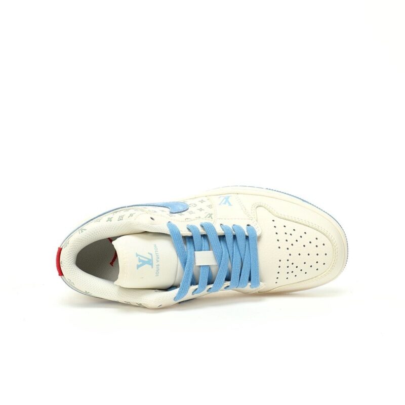 【AT3234】Louis Vuitton x Nike Air Jordan 1 Low OG SP "LV Monogram Custom Collaboration" ルイ・ヴィトン x ナイキ エアジョーダン1 ロー OG SP "LVモノグラム" - フランスのトップ高級ブランド、ルイ・ヴィトンとナイキのコラボレーション作品。