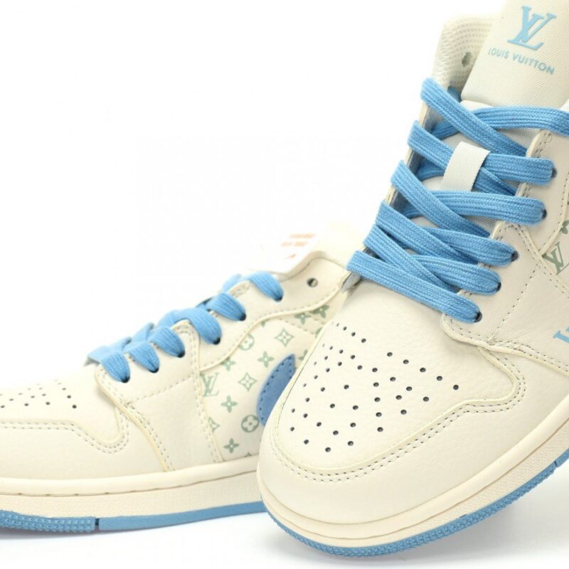 【AT3234】Louis Vuitton x Nike Air Jordan 1 Low OG SP "LV Monogram Custom Collaboration" ルイ・ヴィトン x ナイキ エアジョーダン1 ロー OG SP "LVモノグラム" - フランスのトップ高級ブランド、ルイ・ヴィトンとナイキのコラボレーション作品。