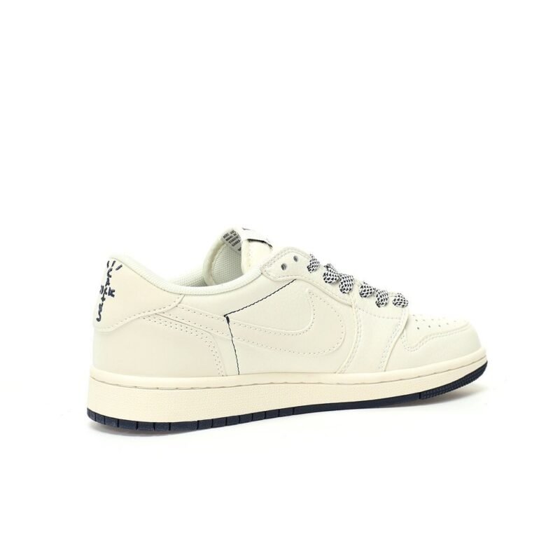 【AT3235】Louis Vuitton x Travis Scott x Nike Air Jordan 1 Low OG SP 人気のヒップホップアーティスト、Travis Scottとフランスの高級ブランド、Louis Vuittonがコラボし、Nike Air Jordan 1 Low OG SPをカスタマイズしました。