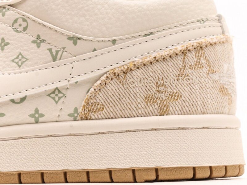 【AT3241】Louis Vuitton x Nike Air Jordan 1 Low OG SPDamier AzurBrownLV Monogram
