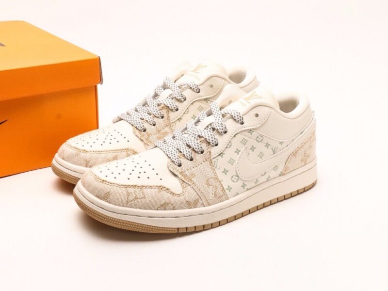 【AT3241】Louis Vuitton x Nike Air Jordan 1 Low OG SPDamier AzurBrownLV Monogram