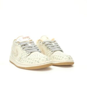 【AT3242】Louis Vuitton x Nike Air Jordan 1 Low OG SP "Beige/Khaki/LV Monogram" ルイヴィトン×ナイキ エア ジョーダン 1 ロー OG SP"ベージュ/カーキ/LVモノグラム"