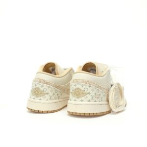 【AT3242】Louis Vuitton x Nike Air Jordan 1 Low OG SP "Beige/Khaki/LV Monogram" ルイヴィトン×ナイキ エア ジョーダン 1 ロー OG SP"ベージュ/カーキ/LVモノグラム"