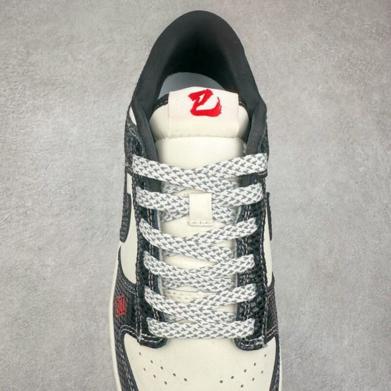 【AT3244】Nike SB Dunk Low Black and White Snake Limited Skateboarding Shoes Nike SBダンクロー ブラックアンドホワイトスネークプリント限定スケートシューズ