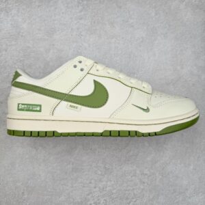 【AT3245】Nike x Supreme collaboration Dunk Low green limited edition Nike x Supreme コラボ Dunk Low グリーン限定版 - トレンディなクラシック、ユニークな魅力