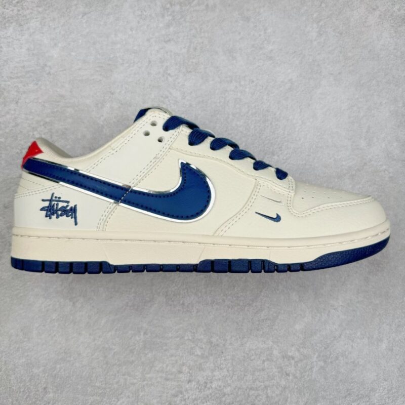 【AT3246】Nike x StüssyコラボDunk Lowブルー＆ホワイトのクラシック - トレンディな必須アイテム、数量限定発売