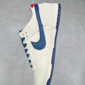 【AT3246】Nike x StüssyコラボDunk Lowブルー＆ホワイトのクラシック - トレンディな必須アイテム、数量限定発売