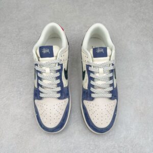 【AT3247】Nike x Stüssy コラボ Dunk Low ブルーホワイト ヴィンテージリミテッドエディション - トレンドとクラシックの完璧な組み合わせ