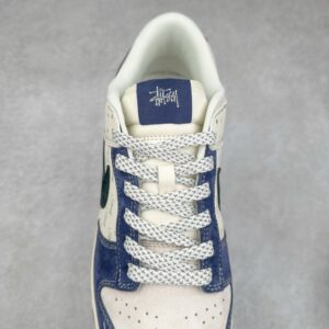 【AT3247】Nike x Stüssy コラボ Dunk Low ブルーホワイト ヴィンテージリミテッドエディション - トレンドとクラシックの完璧な組み合わせ