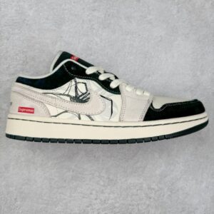 【AT3249】Nike x Supreme Air Jordan 1 のコラボレーションローカットシューズ、ブラックホワイトグラフィティデザイン- トレンドアート、限定モデル。