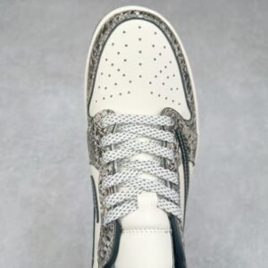 【AT3250】Nike x Cactus Jack Air Jordan AJ1 Low コラボ ローカット スニーカー ブラックホワイト スネーク柄 限定版 - 流行の新定義、ユニークなデザイン
