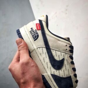 【AT3257】Nike Dunk Low Retro Nike x The North Face x Supreme "DIY高級カスタム" ノースフェイス ホワイト×ブルー 低カットフェイスウェア ナイキ × ザ ノースフェイス × シュプリーム コラボ ダンク ロー - 限定トレンドスニーカー