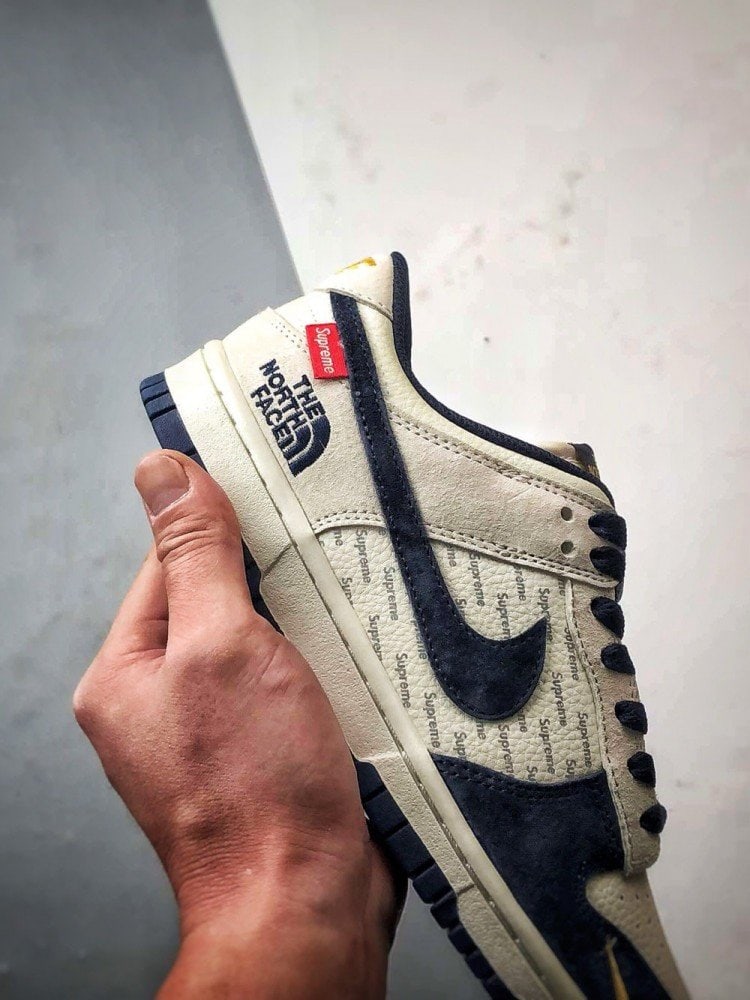 【AT3257】Nike Dunk Low Retro Nike x The North Face x Supreme "DIY高級カスタム" ノースフェイス ホワイト×ブルー 低カットフェイスウェア ナイキ × ザ ノースフェイス × シュプリーム コラボ ダンク ロー - 限定トレンドスニーカー