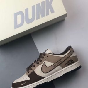【AT3258】Nike x The North Face コラボ Nike Dunk Low Retro ブラウンスネーク限定スケートシューズ
