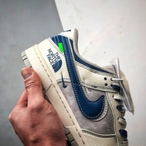 【AT3262】Nike x The North FaceコラボDunk Lowブルー＆ホワイトシリーズのトレンドスポーツシューズ、Nike Dunk Low Retro。