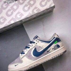 【AT3262】Nike x The North FaceコラボDunk Lowブルー＆ホワイトシリーズのトレンドスポーツシューズ、Nike Dunk Low Retro。