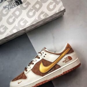 【AT3263】Nike x The North Face Dunk Low Premium - ゴールデンカラメルカラー Nike Dunk Low Retro