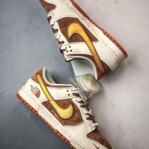 【AT3263】Nike x The North Face Dunk Low Premium - ゴールデンカラメルカラー Nike Dunk Low Retro