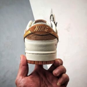 【AT3263】Nike x The North Face Dunk Low Premium - ゴールデンカラメルカラー Nike Dunk Low Retro