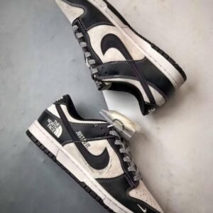 【AT3265】Nike x The North Face Dunk Low 黒白のカラーブロックスポーツシューズ Nike Dunk Low Retro