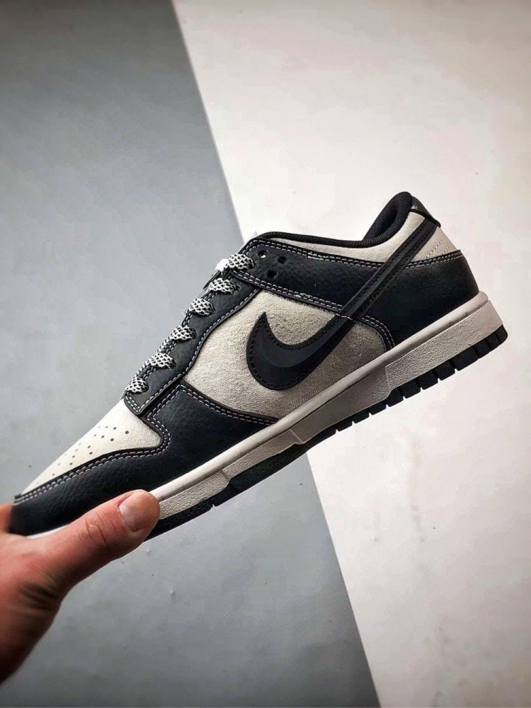 【AT3265】Nike x The North Face Dunk Low 黒白のカラーブロックスポーツシューズ Nike Dunk Low Retro