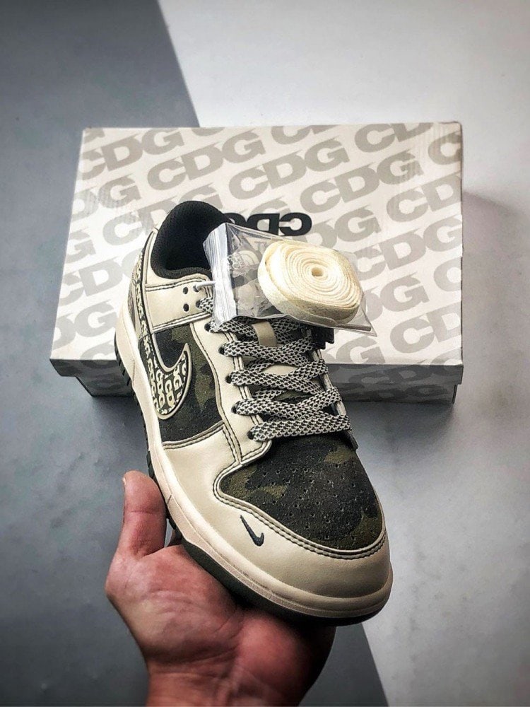 【AT3267】Nike x The North Face Dunk Low。クラシックなストリートスタイルのスポーツシューズ - ユニークなデザインと快適さが兼ね備わっています。Nike Dunk Low Retro。