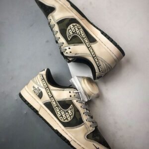 【AT3267】Nike x The North Face Dunk Low。クラシックなストリートスタイルのスポーツシューズ - ユニークなデザインと快適さが兼ね備わっています。Nike Dunk Low Retro。