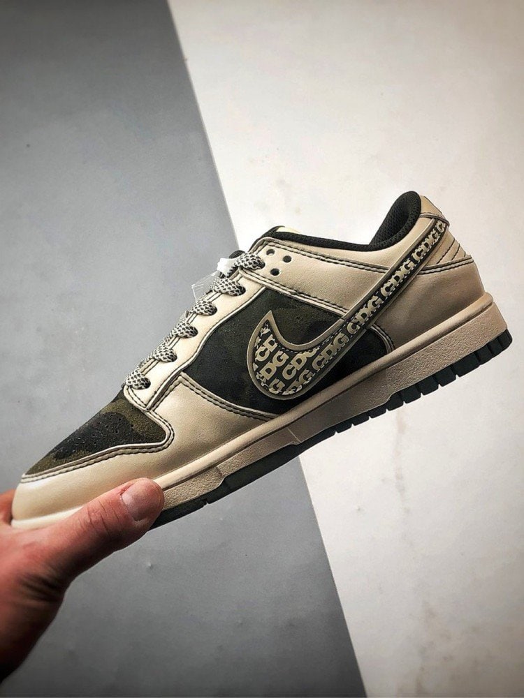 【AT3267】Nike x The North Face Dunk Low。クラシックなストリートスタイルのスポーツシューズ - ユニークなデザインと快適さが兼ね備わっています。Nike Dunk Low Retro。