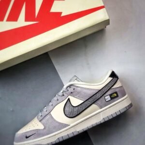 【AT3268】Nike x The North Face Dunk Low 灰色のレトロスタイル。クラシックでトレンディなデザインのNike Dunk Low Retro。