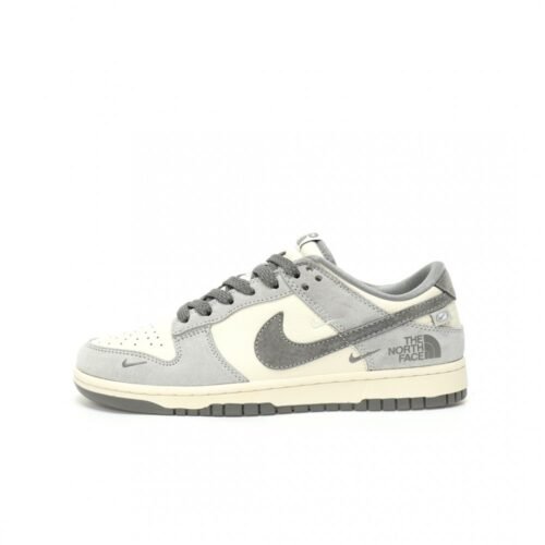 【AT3273】Nike x The North Face Dunk Low ナイキ×ザ・ノースフェイス ダンクロー 灰色のレトロスポーツシューズ ファッション性の高いデザイン ナイキ ダンクロー レトロ ノースフェイス オフホワイトグレー ダブルフック ロープロファイル カジュアルスポーツシューズ