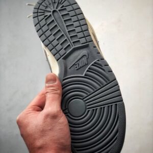 【AT3279】The North Face x Nike ノースフェイス×ナイキ　ナイキダンクローレトロ　ノースフェイスのグレーウィートデコンストラクティブストラップ　ローカットカジュアルスポーツシューズ
